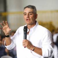 El gobernador propone cambios en la forma en la que la Fuerza Pública atiende los hechos de violencia en universidades. Foto: Gobernación