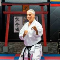 En sensei Barlaam Pizarro, fundador del Instituto Colombiano de Karate Tradicional (ICKT), entidad que realizará el Campeonato Nacional este domingo en la Universidad de Medellín. FOTO CAMILO SUÁREZ