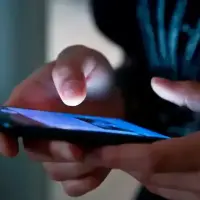 La IA dispara la violencia digital contra las mujeres en Colombia. Foto: Getty