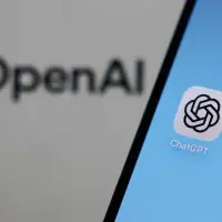 Una de las plataformas con fallas es ChatGPT de OpenAI. FOTO: Getty.