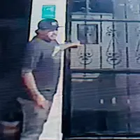 Estas son las últimas imágenes del ingeniero Andrés Camilo Peláez, capturadas por una cámara de seguridad el pasado domingo 3 de abril. FOTO: Cortesía