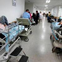 El servicios de urgencias del Hospital Alma Máter cerró 40 camas por crisis financiera. Foto: Juan Antonio Sánchez Ocampo