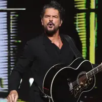 Ricardo Arjona volvió a ser tendencia por una canción publicada originalmente en 1996 durante el Mundial. FOTO: Getty