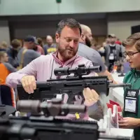 En Estados Unidos la Segunda Enmienda de la Constitución garantiza el derecho a portar armas. FOTO GETTY