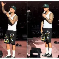 Maluma interrumpió su concierto en el Palacio de los Deportes, en Ciudad de México, para dirigirse a una mujer en el público que llevaba a un bebé en brazos. FOTO: REDES SOCIALES
