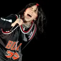 Billie Eilish fue invitada por Charli XCX a su show en Coachella, junto a Lorde y Troye Sivan. FOTO GETTY