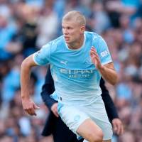 Este es el nuevo look de Erling Haaland, quien cambió su imagen para el inicio de la Premier League. FOTO GETY