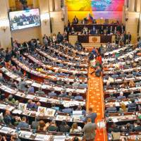 La bancada antioqueña del periodo 2026-2030 tendrá el desafío de volver a poner a Antioquia en el mapa de inversiones estratégicas del Gobierno. La segunda pista del José María Córdova, la crisis de las EPS intervenidas (como Savia Salud) y los baches de las vías 4G son algunos temas prioritarios en la región. FOTO PRESIDENCIA Y JUAN ANTONIO SÁNCHEZ