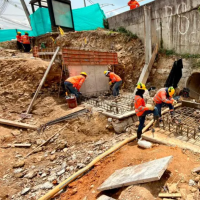 Las obras, que iniciaron en mayo de 2026, son de estabilización y reparación. Foto: Alcaldía de Medellín.