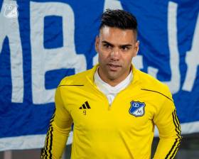 El delantero Radamel Falcao García termina su contrato con Millonarios este mes y aún no es claro si continuará en el fútbol colombiano. FOTO TOMADA @MillosFCoficial