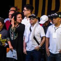 Descripción: Visita del presidente Gustavo Petro a Medellín, concentración en la alpujarra donde compartio tarima con los principales voceros de las estructuras armadas del Aburrá quienes llegaron en buses den INPEC desde la cárcel de Itaguí. Personajes: Isabel Cristina Zuleta. Fecha de evento: 22/6/2025. Foto: Julio Cesar Herrera.