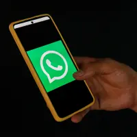 La nueva función de WhatsApp permitirá grabar y enviar un mensaje de voz cuando una llamada no sea atendida. FOTO Camilo Suárez