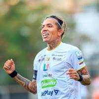 Dayro Moreno marcó doblete para el Once Caldas en su visita a Independiente del Valle, por los cuartos de final de la Copa Sudamericana. FOTO CAMILO SUÁREZ 