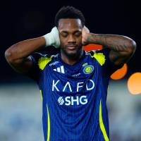 Como en la imagen, Jhon Jáder Durán parece hacer oídos sordos a quienes intentan que su situación deportiva mejore, porque es claro que económicamente aseguró su futuro y el de su descendencia. FOTO GETTY