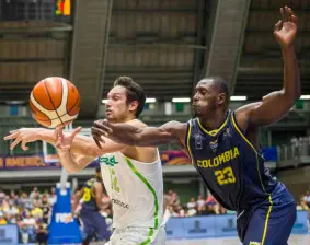 El antioqueño Juan Diego Tello es uno de los jugadores más experimentados que tiene Colombia, en el listado de los preseleccionados por Tomás Díaz para el Clasificatorio al Mundial Fiba 2027. FOTO JULIO CÉSAR HERRERA 