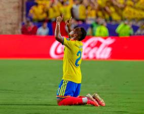 La Federación Colombiana de Fútbol rechazó las amenazas que ha recibido el delantero colombiano Jaminton Campaz. FOTO JUAN ANTONIO SÁNCHEZ 