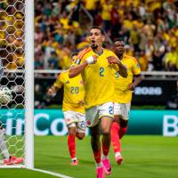 El lateral derecho antioqueño Daniel Muñoz es el goleador de la Selección Colombia en el Mundial de Norteamérica. Foto: Juan Antonio Sánchez