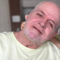Juan Guillermo Saldarriaga Restrepo, de 73 años, lucha hoy por su vida en una unidad de cuidados intensivos en Punta Cana, lejos de su hogar y de su país, mientras su familia lucha por traerlo de vuelta y pagar los altos costos de hospitalización. FOTO: Cortesía