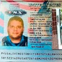 Livingston ingresó con dos menores de edad a un hospedaje de corta estancia en El Poblado, donde habría tenido relaciones sexuales con ellas. FOTOS: CORTESÍA