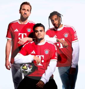 Lucho Díaz, protagonista en la presentación de la nueva camiseta del Bayern Múnich