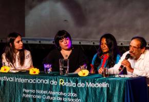 Desde 1991 la fundación Prometeo realiza el Festival de Poesía de Medellín. Durante estos años ha traído poetas de distintos países y regiones de Colombia a la ciudad y al departamento. FOTO Julio César Herrera