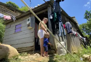 Los hogares rurales dirigidos por mujeres son 40% más pobres que sus equivalentes urbanos. FOTO: Colprensa.