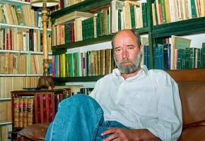 Durante años, Antonio Caballero fue una de las firmas más conocidas de la prensa colombiana. Su trabajo en el campo del periodismo cultural saldrá en dos libros. FOTO Colprensa 