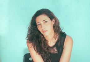 La escritora uruguaya había sido galardonada con este mismo premio en 2021 por su novela Mugre rosa. Foto Colprensa. 