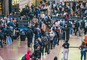 Con 13,7 millones de viajes realizados en 2024, el aeropuerto José María Córdova sobrepasó su capacidad que es de 11 millones. FOTO: Julio César Herrera