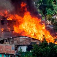 Después de cometer el asesinato, el presunto agresor quemó la casa para maquillar la escena del crimen. FOTO DE REFERENCIA ESNEYDER GUTIÉRREZ