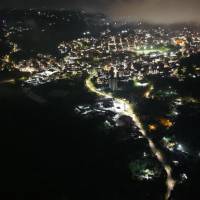 El departamento también instaló 2.351 puntos de iluminación en corredores viales de Yarumal, Rionegro, Guarne, Guatapé, El Santuario, El Carmen de Viboral, Andes y Jardín. FOTO Gobernación de Antioquia. 