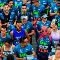 Julio Cubillos ‘Spiderman’ se robó todas las miradas y las fotos en la competencias de Ruta Medellín, que se disputó este domingo en la capital de la Montaña. FOTO CAMILO SUÁREZ 