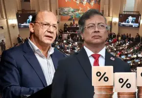 En medio del ambiente político caldeado y ante la inminente caída de la reforma, el presidente Petro endureció su discurso y advirtió que Colombia podría encaminarse hacia una emergencia económica. FOTO Colprensa, Presidencia y Getty