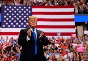 El presidente de Estados Unidos, Donald Trump, se ha caracterizado por sus posturas negacionistas sobre el cambio climático. FOTO AFP
