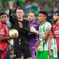 El juez Wílmar Roldán fue designado como central para el duelo de vuelta en la final de la Copa Betplay entre DIM y Atlético Nacional. FOTO MANUEL SALDARRIAGA