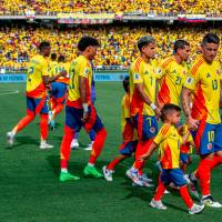 James Rodríguez la madrugó a la convocatoria y fue el primero en llegar. El 10 liderará nuevamente a la Selección. FOTO Juan antonio sanchéz 