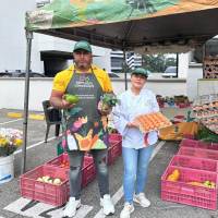 Con la estrategia de Mercados Campesinos, se benefician 580 personas de los 5 corregimientos de la ciudad. FOTO Alcaldía de Medellín. 