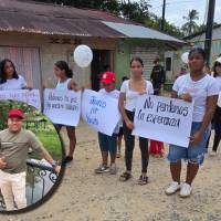 En medio del recorrido predominó el silencio, acompañado por plegarias y mensajes de esperanza. Muchos asistentes aseguraron que no pierden la fe en volver a verlo con su familia. Imágenes tomadas de redes sociales. 