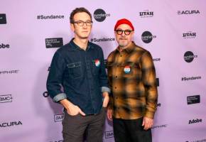 Los codirectores de War Game, Jesse Moss y Tony Gerber en la premier del Sundance Film Festival. Foto: AFP.