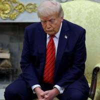 Donald Trump ha mencionado en los últimos días que merece el Nobel de Paz, sin embargo, expertos y analistas afirman que el republicano está lejos de conseguir ese galardón. Foto: Getty Images