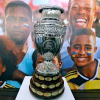 El trofeo de la Copa América. FOTO JUAN ANTONIO SÁNCHEZ