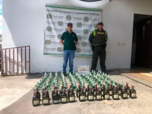 El más reciente operativo fue liderado por el Grupo Operativo de Rentas de la Gobernación de Antioquia, en articulación con la Policía de Tránsito y Transporte. FOTO Cortesía Gobernación de Antioquia