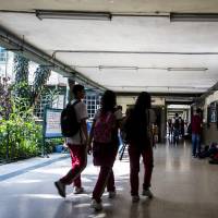 Los colegios privados deberán cumplir requisitos asociados al estímulo de docentes, índice de permanencia estudiantil entre otros para aplicar el aumento. Foto: Julio César Herrera Echeverri