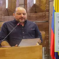 El diputado Bedoya Rendón en el recinto de la Asamblea. FOTO: imagen tomada de redes