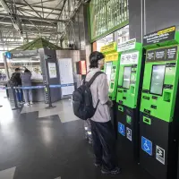 Descripción: Nuevas máquinas para recargar en el Metro de Medellín, estación Acevedo. Lugar: barrio La Paralela. Fecha de evento: 11/09/2025. Foto: Esneyder Gutiérrez Cardona.