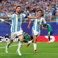 El futbolista argentino Lionel Messi busca levantar su segundo título mundial con Argentina, después de ganar la primera en Qatar 2022. Foto: Getty