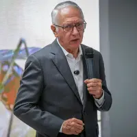 El ministro de Salud, Guillermo Jaramillo, durante rueda de prensa sobre la fiebre amarilla. FOTO COLPRENSA