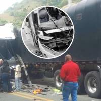 El accidente ocurrió en la vía Medellín-Manizales, a unos 27 kilómetros de La Pintada, en el sector de Las Felicias, Caldas. Foto: Cortesía