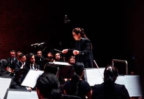 Filarmed decidió donar a los damnificados de Urabá la totalidad de la taquilla del concierto de apertura de su temporada 2026. Esta temporada tendrá la visita de varios directores latinos. Foto Cortesía. 