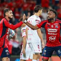 El defensor chocoano Léyser Chaverra anotó un gol en la última victoria del Medellín contra Chicó en el Atanasio Girardot. Foto: Manuel Saldarriaga